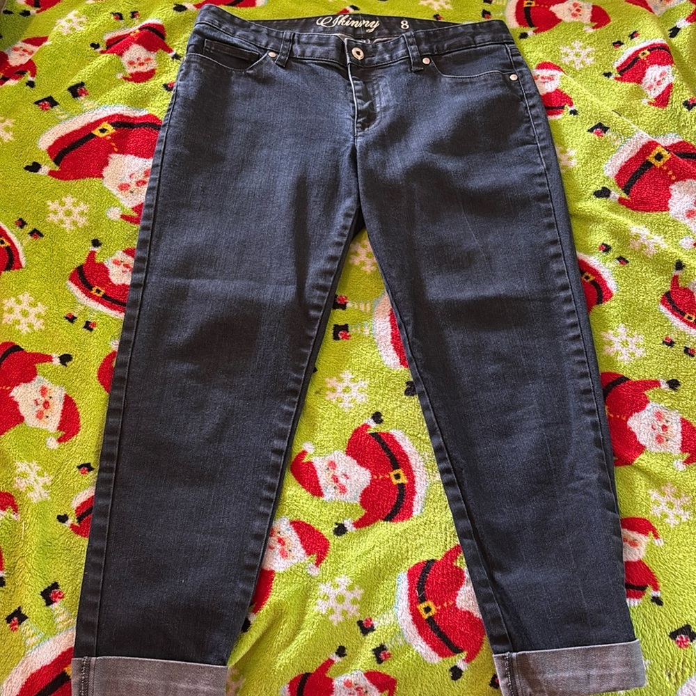 Tommy Hilfiger skinny capri dark blue jeans great condition for the summer